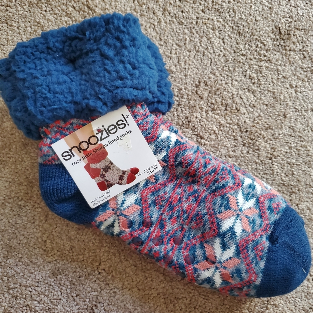 Snoozies Winter Socks